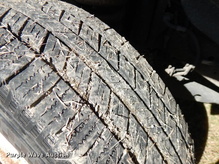 image for item FR9130 2007 Ford Econoline E450  shuttle bus