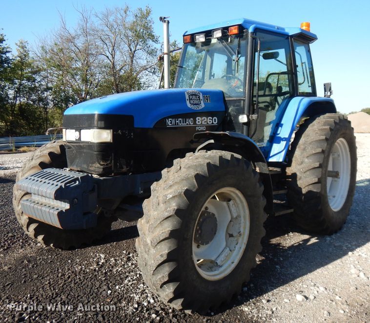 image for item FR9135 New Holland 8260  tractor