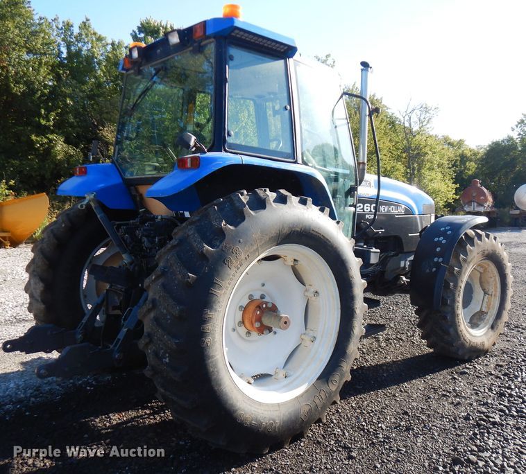 image for item FR9135 New Holland 8260  tractor