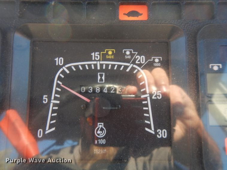 image for item FR9135 New Holland 8260  tractor