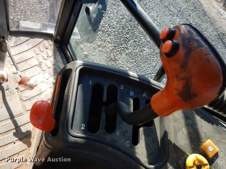 image for item FR9135 New Holland 8260  tractor