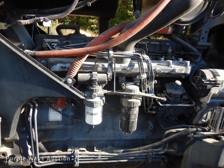 image for item FR9135 New Holland 8260  tractor