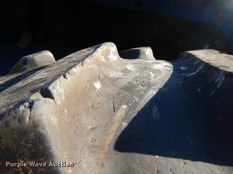 image for item FR9135 New Holland 8260  tractor