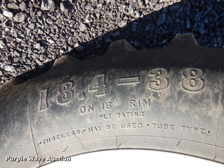 image for item FR9135 New Holland 8260  tractor