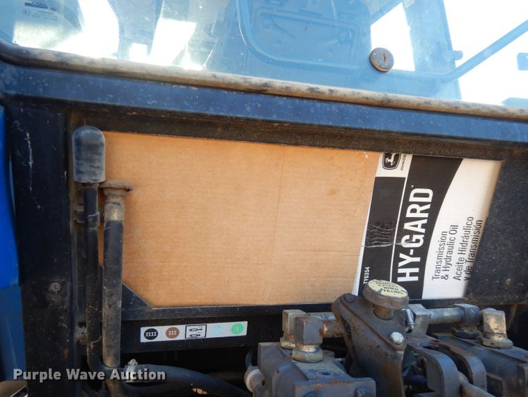 image for item FR9135 New Holland 8260  tractor