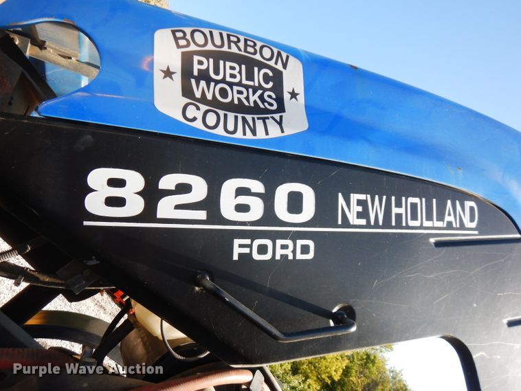 image for item FR9135 New Holland 8260  tractor