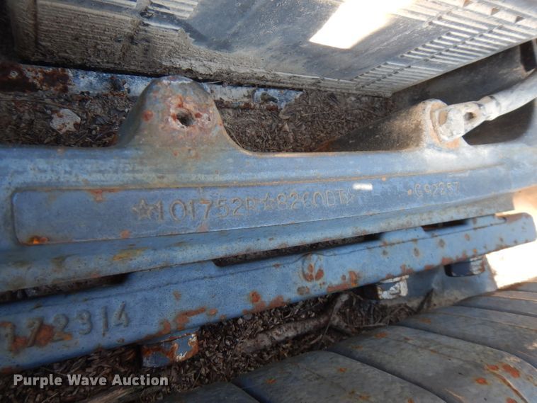 image for item FR9135 New Holland 8260  tractor