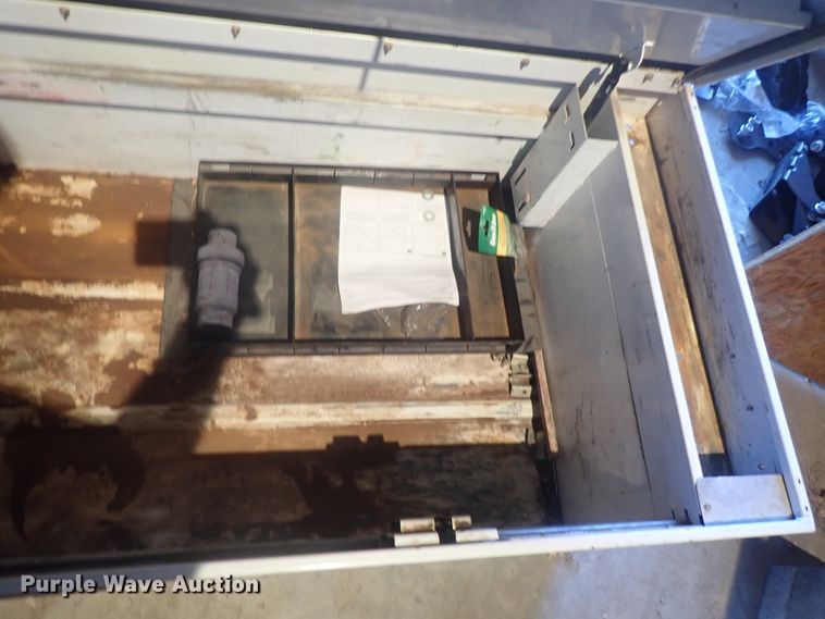 image for item GL9397 Weatherguard toolbox