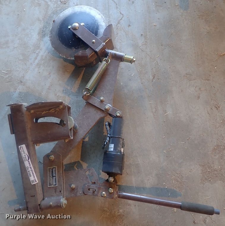 image for item GL9398 Grasshopper 112 coulter attachment