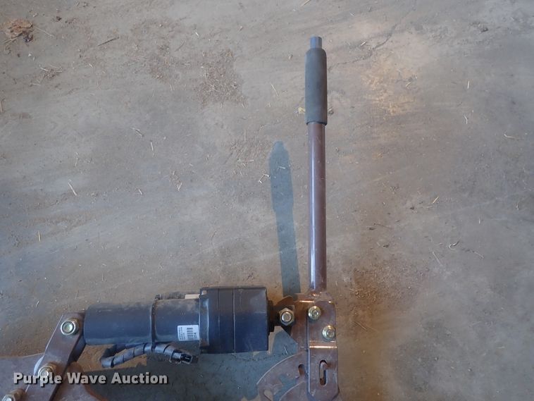 image for item GL9398 Grasshopper 112 coulter attachment