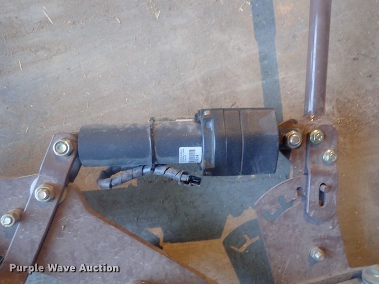 image for item GL9398 Grasshopper 112 coulter attachment