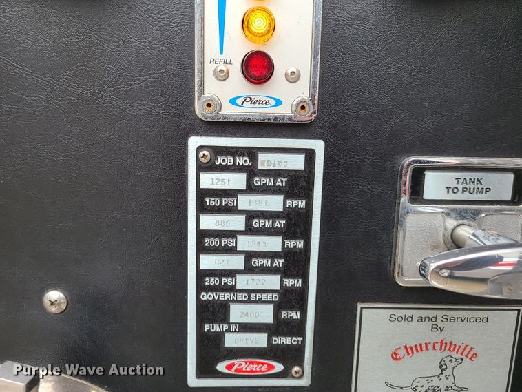 image for item GO9352 1999 Pierce Sabor  pumper fire truck