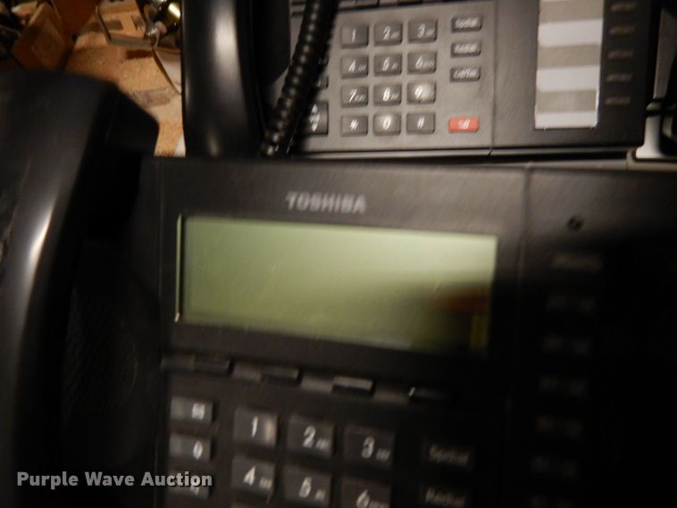 image for item GQ9788 Approximately 25 Toshiba phones