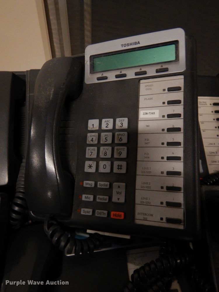 image for item GQ9788 Approximately 25 Toshiba phones