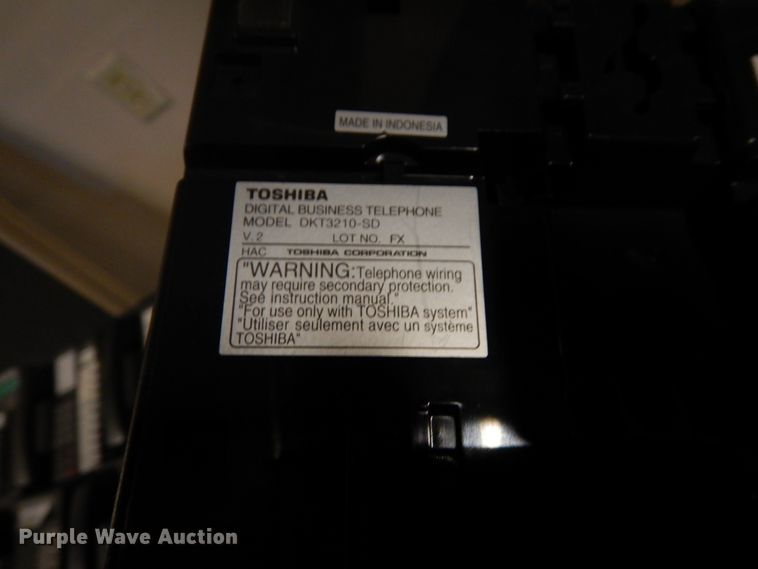 image for item GQ9789 Approximately 20 Toshiba digital business phones