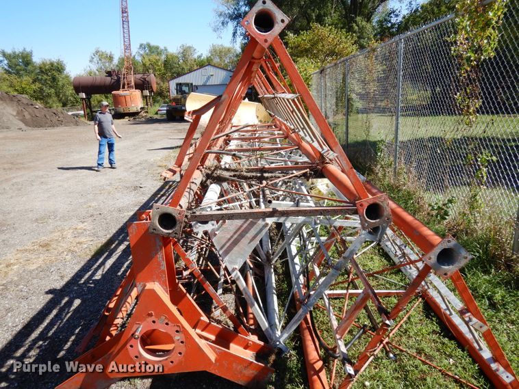 image for item GQ9791 Approximately 140' radio tower