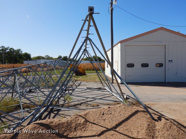 image for item GQ9792 Approximately 180' radio tower