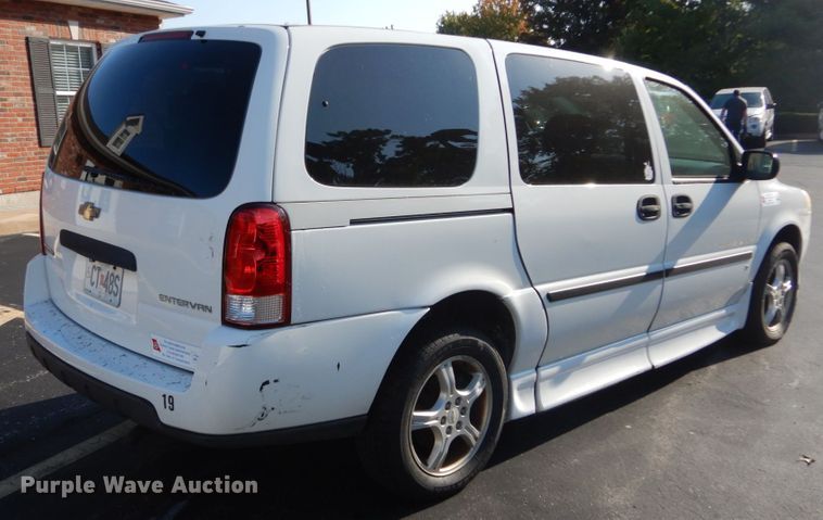image for item GR9950 2006 Chevrolet Uplander  Braun Entervan handicap accessible van