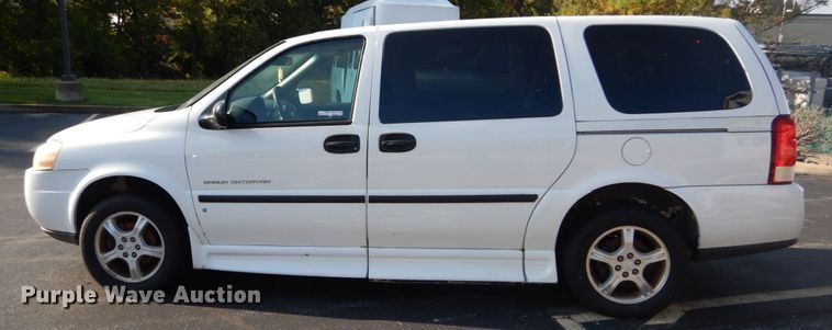 image for item GR9950 2006 Chevrolet Uplander  Braun Entervan handicap accessible van
