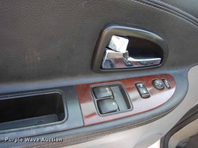 image for item GR9950 2006 Chevrolet Uplander  Braun Entervan handicap accessible van