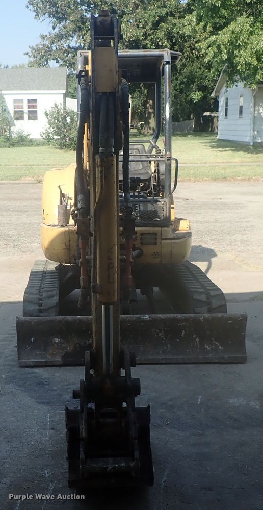 image for item GV9691 2000 John Deere 35 ZTS  mini excavator