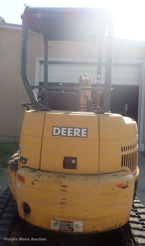 image for item GV9691 2000 John Deere 35 ZTS  mini excavator