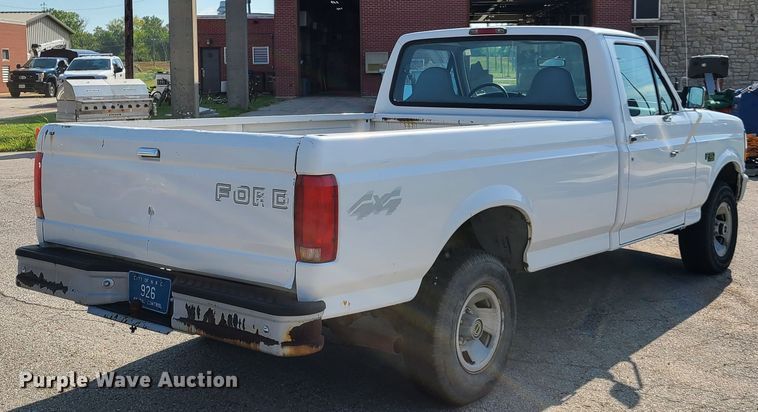 image for item GY9576 1996 Ford F150  pickup truck