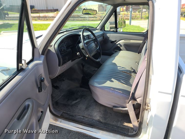 image for item GY9576 1996 Ford F150  pickup truck