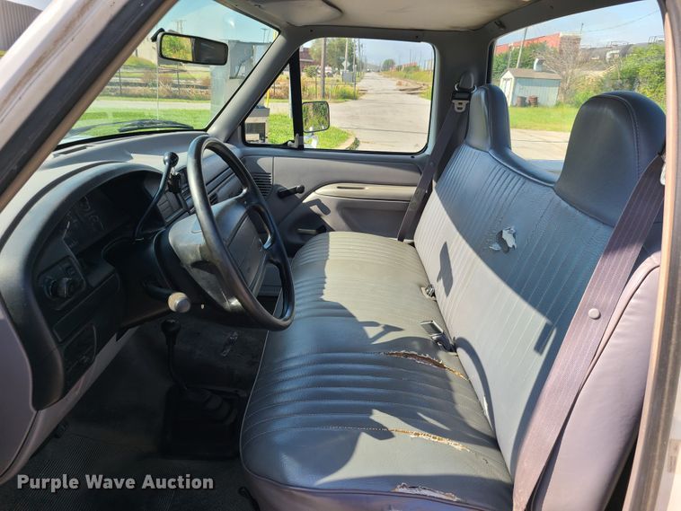 image for item GY9576 1996 Ford F150  pickup truck