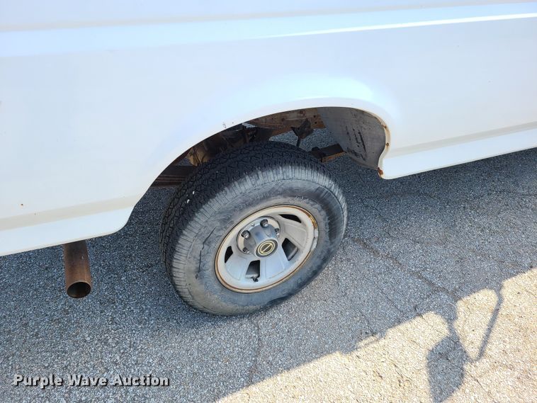 image for item GY9576 1996 Ford F150  pickup truck