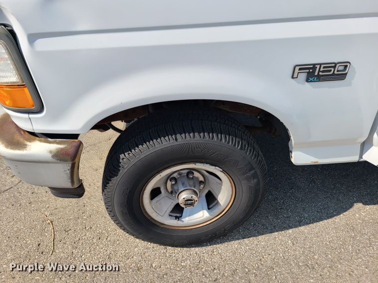 image for item GY9576 1996 Ford F150  pickup truck