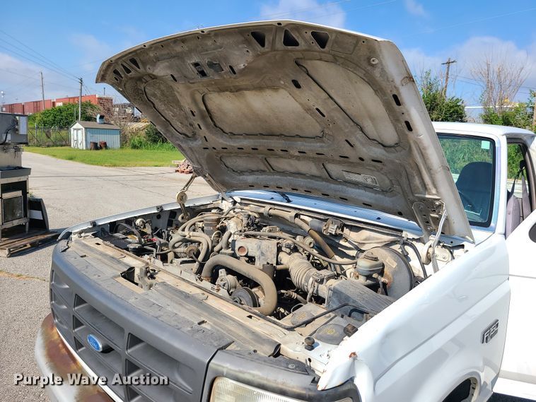 image for item GY9576 1996 Ford F150  pickup truck