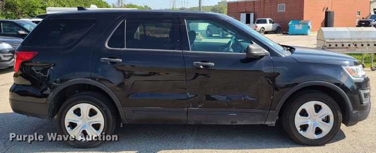 image for item GY9578 2016 Ford Explorer Police Interceptor  SUV