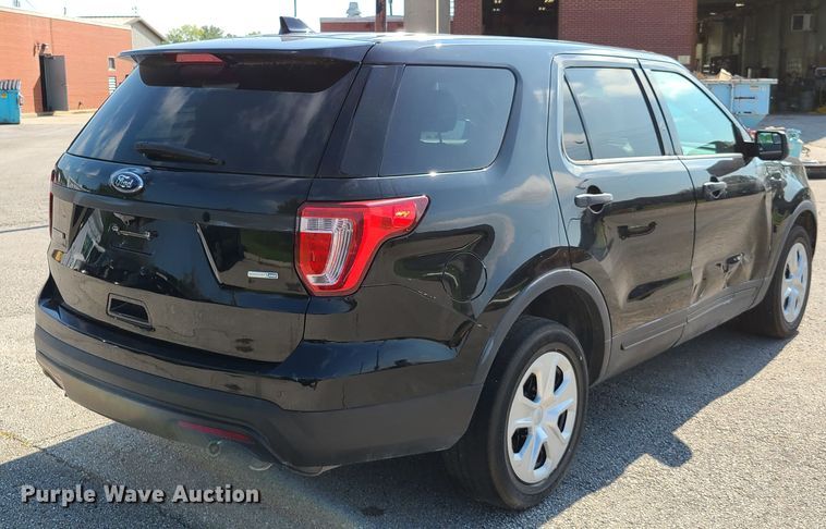 image for item GY9578 2016 Ford Explorer Police Interceptor  SUV