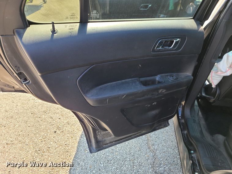 image for item GY9578 2016 Ford Explorer Police Interceptor  SUV