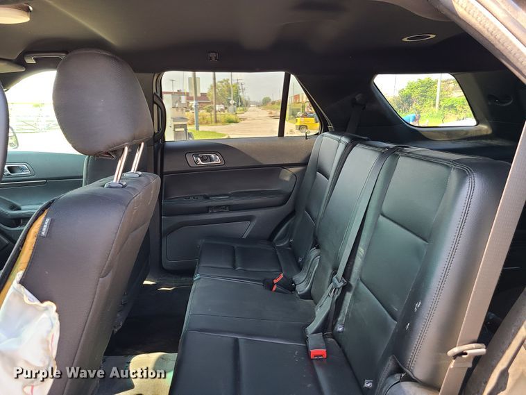 image for item GY9578 2016 Ford Explorer Police Interceptor  SUV