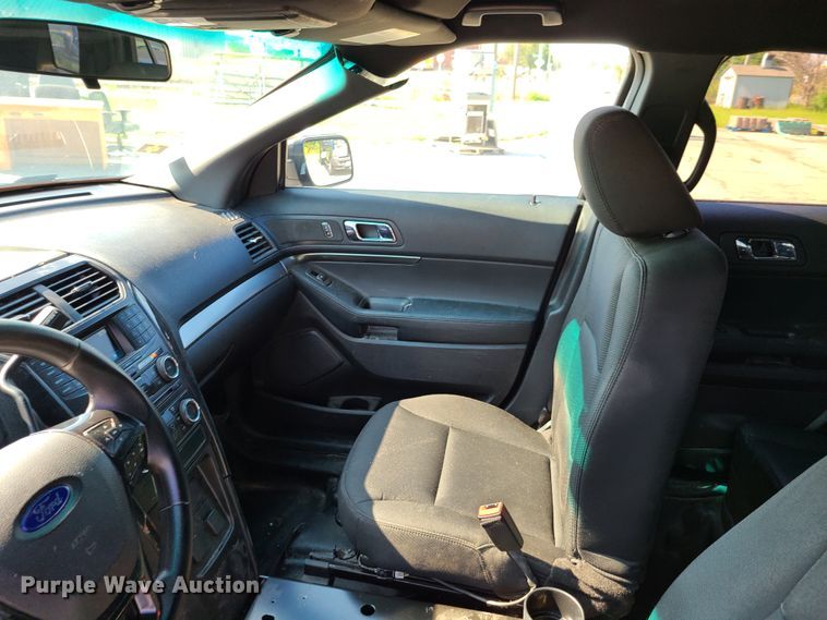 image for item GY9578 2016 Ford Explorer Police Interceptor  SUV