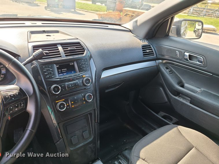 image for item GY9578 2016 Ford Explorer Police Interceptor  SUV