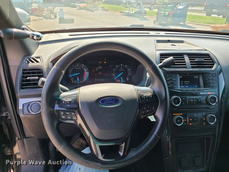 image for item GY9578 2016 Ford Explorer Police Interceptor  SUV