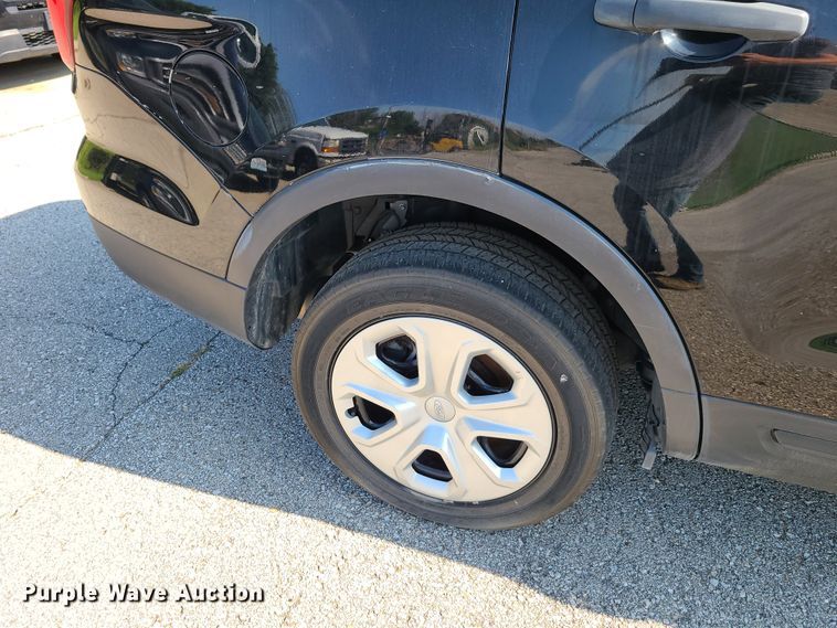 image for item GY9578 2016 Ford Explorer Police Interceptor  SUV