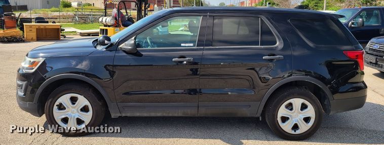 image for item GY9579 2016 Ford Explorer Police Interceptor  SUV