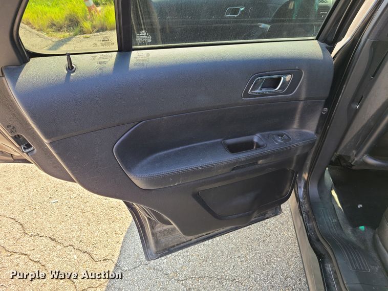 image for item GY9579 2016 Ford Explorer Police Interceptor  SUV