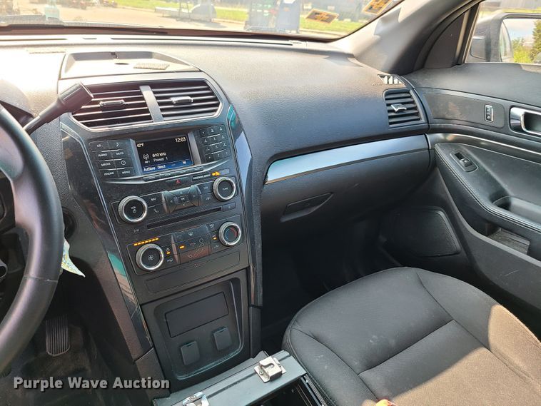 image for item GY9579 2016 Ford Explorer Police Interceptor  SUV