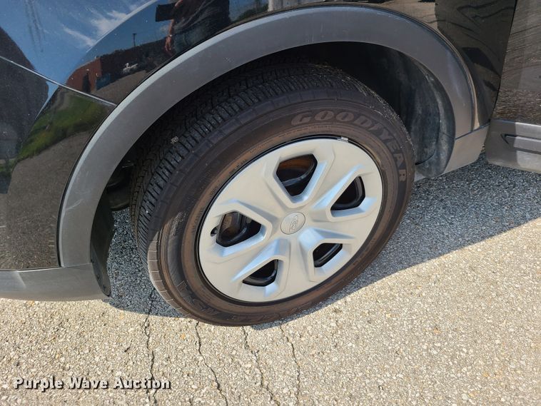 image for item GY9579 2016 Ford Explorer Police Interceptor  SUV