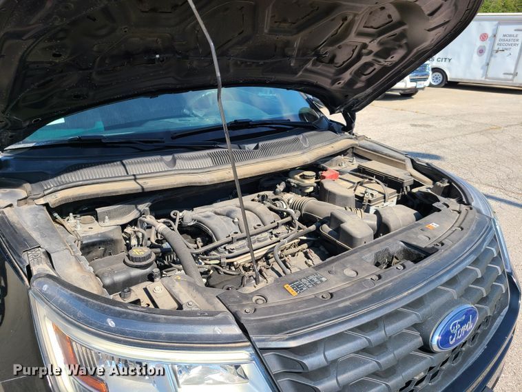 image for item GY9579 2016 Ford Explorer Police Interceptor  SUV