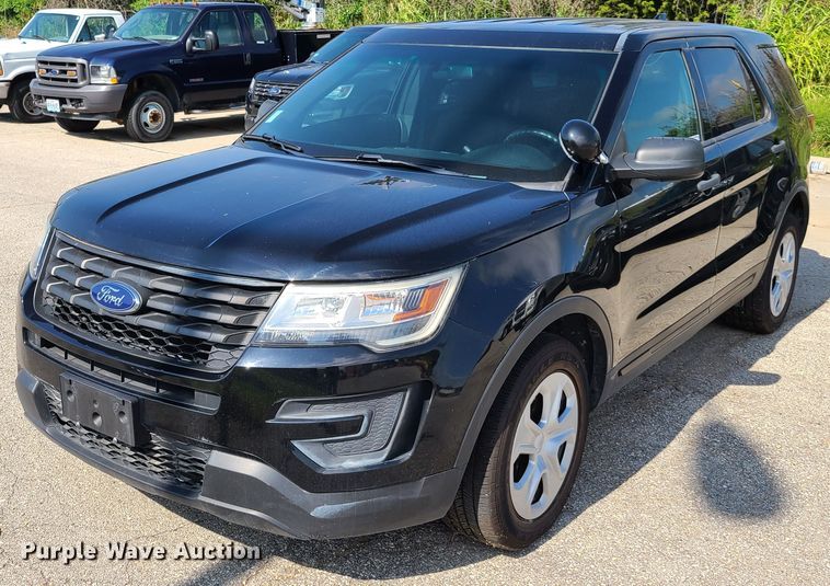 image for item GY9580 2016 Ford Explorer Police Interceptor  SUV