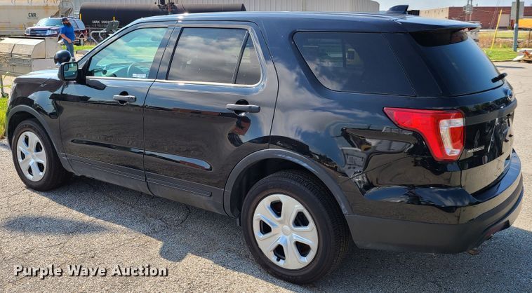 image for item GY9580 2016 Ford Explorer Police Interceptor  SUV