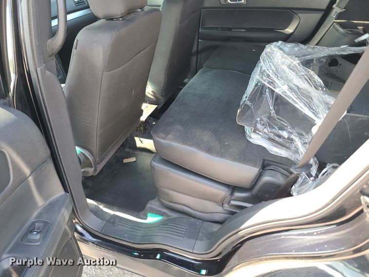 image for item GY9580 2016 Ford Explorer Police Interceptor  SUV