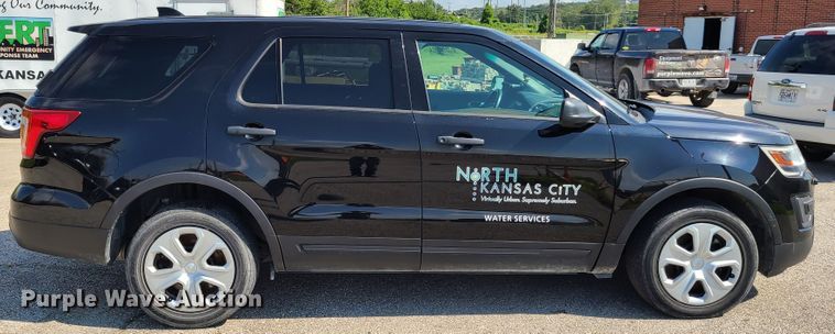 image for item GY9581 2016 Ford Explorer Police Interceptor  SUV