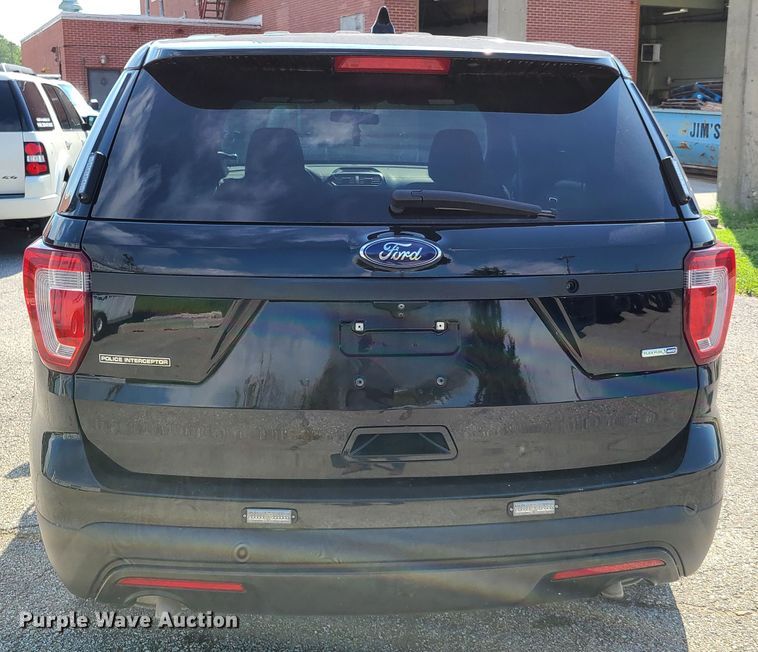 image for item GY9581 2016 Ford Explorer Police Interceptor  SUV